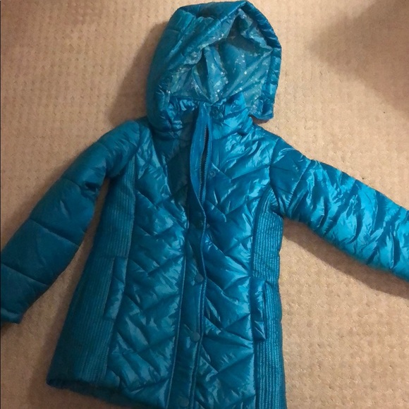 teal puffer jacket